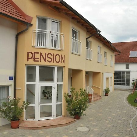Pension Schloegl Lutzmannsburg Buitenkant foto